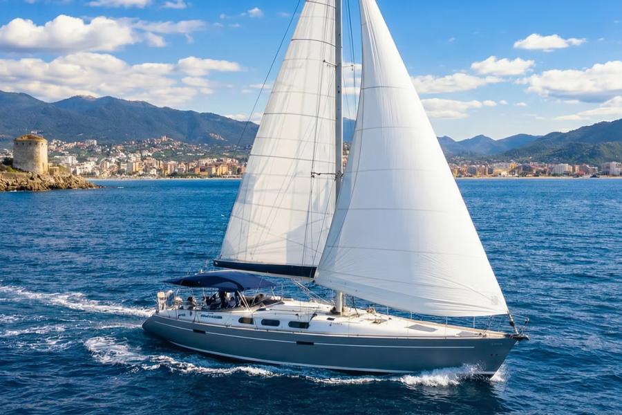Journée Voile - Découverte du Golfe d'Ajaccio