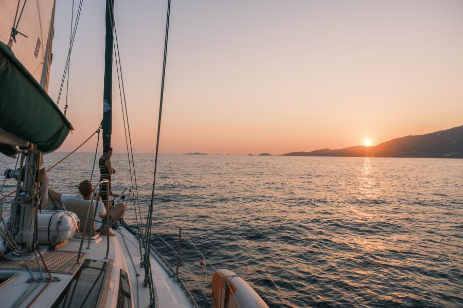 Coucher de soleil en mer dans le Golfe d'Ajaccio